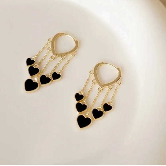 Lulus Jewelry - “Cross My Heart” Hoop Gold Black Heart Valentines Date Dangle Gift Cute Earrings